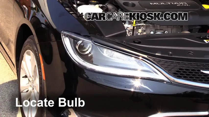 2015 Chrysler 200 Limited 2.4L 4 Cyl. Sedan (4 Door) Luces Luz de marcha diurna (reemplazar foco)
